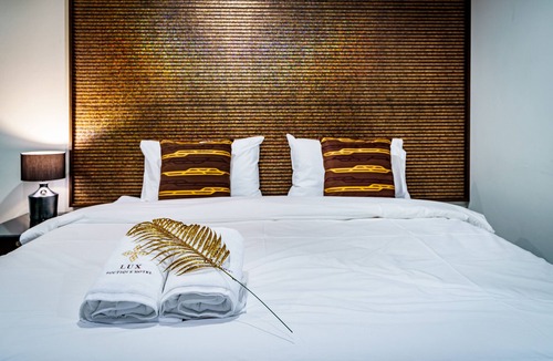 Bang Kra So Hotel | Lux Boutique Hotel