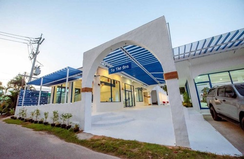 Na Chom Thian House | Luxe Double Getaway | Beachside Bliss