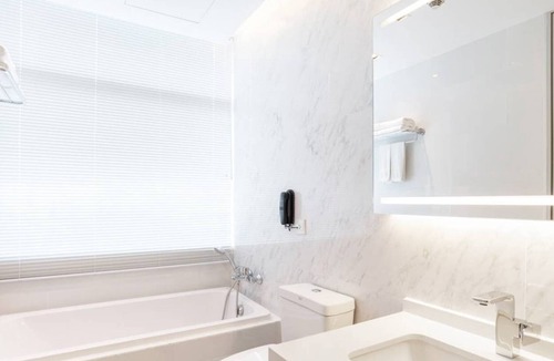 Sukhumvit Apartment | Luxurious exclusive Suite 2 BR near BTS Thonglor 家庭奢华房近通罗站 U6