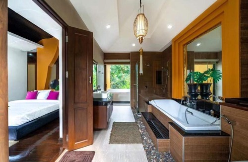 Nong Prue Villa | Luxurious and romantic 5 bedrooms private pool Villa