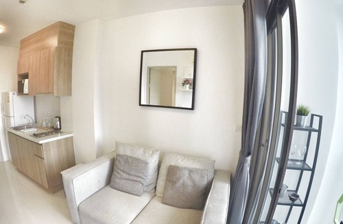 Bang Na Apartment | Luxurious1BR-Next to BTS-Rooftop pool