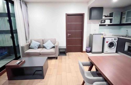 Chang Khlan Apartment | Luxury 2B room Chiangmai cityA1001