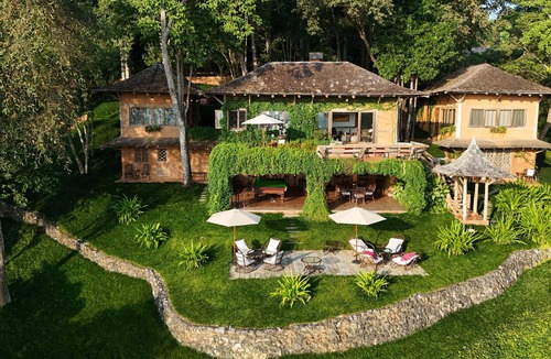Mae Fa Luang Villa | Luxury Mountain Villa with spectacular views surrounded by pristine forest