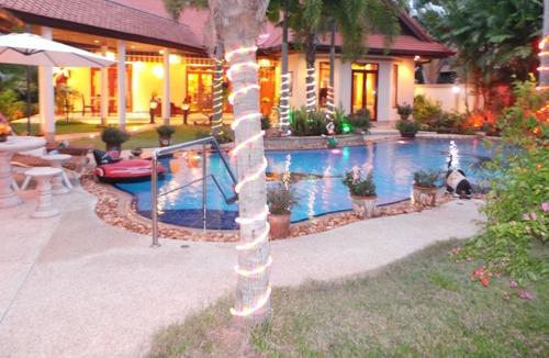 Nong Pla Lai Villa | Luxury Private Villa In A Stunning Location.pool