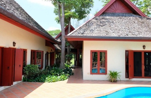 Saraphi Villa | Luxury Private Thai Mediterranean Villa with Garden and Pool, 3200m²