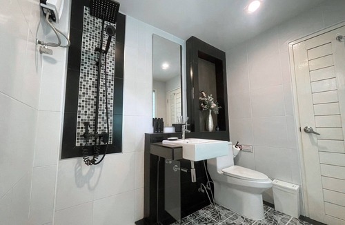 Khlong Sok Resort | Magical Mountain View Resort