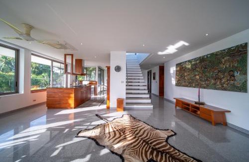 Mai Khao Villa | Maikao海滩 超豪华7卧沙滩别墅 私人泳池 免费清洁