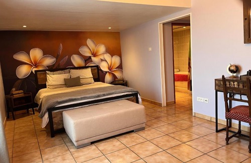 Surin Bed & Breakfast | Maison M