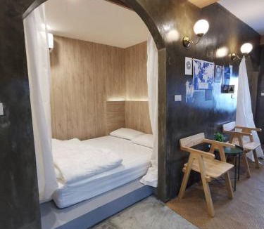 Khlong Ton Sai Apartment | Many Days Hostel Bangkok