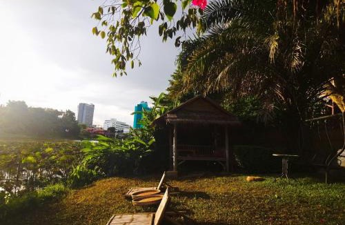 Wat Ket Hostel | Mapping Hostel