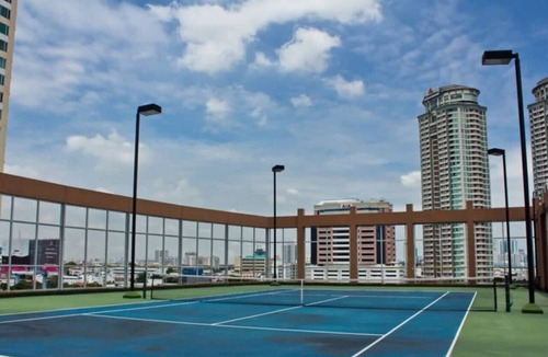 Yan Nawa Condo | Marriott VC at the Empire Place 3BD Sleeps 8