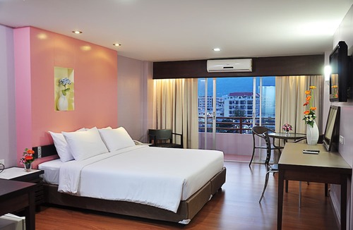 Nimman Hotel | Mayflower Grande Hotel Chiang Mai