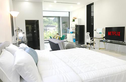 Wat Ket House | MeeTHan House