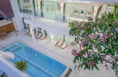 South Pattaya Villa | [Meteor Garden Villa] 6 bedrooms, 8 beds, 100 meters from Jomtien Beach
