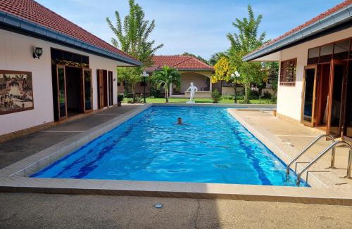 Hin Lek Fai Resort | Meyers Hua Hin