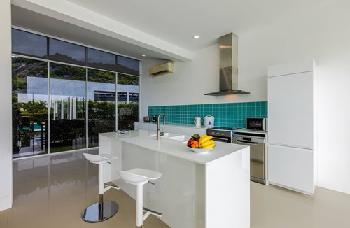 Khao Tao Villa | Modern 4 Bedroom Pool Villa PMK-A6