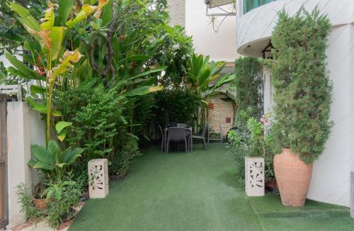 Khlong Tan House | Modern Home in Sukhumvit
