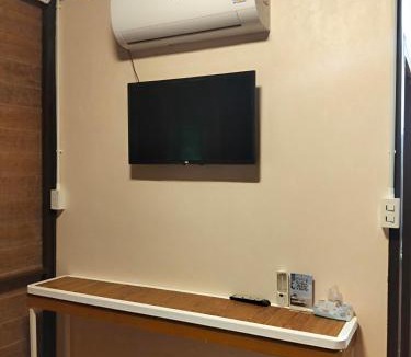 Phanom House | Modern Tor Tao camp
