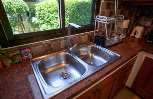 Ban Saiyuan Villa | Montrachet - 2 bedroom villa with large garden and private pool near shops