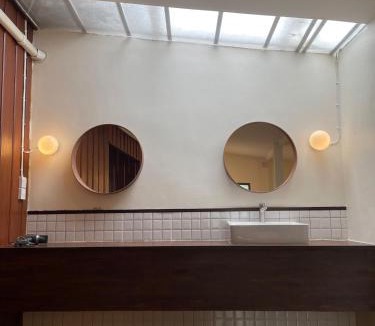 Mae Lao House | Moo Haus