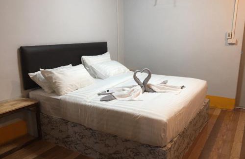 Ko Mook Hotel | Mookboonchu Guesthouse ,Kohmook Trang