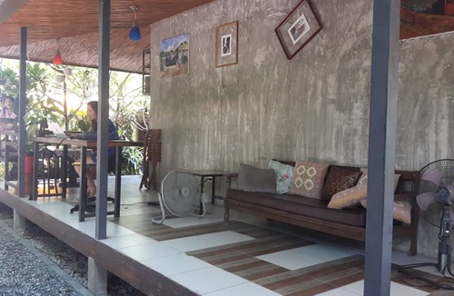 Lat Krabang House | Motel ∙ 8 guests