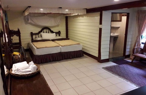 Old City House | Motel ∙ 8 guests