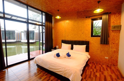 Phang Khon Hotel | N&C Resort