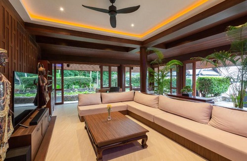 Kamala House | Nakawanna Villa