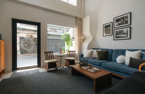 Bangkok Central Business District Hostel | nap in a blue moon