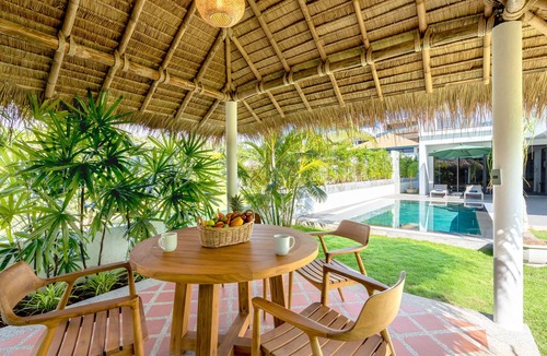 Ko Lanta Villa | New 'Balinese Style' Pool Villa Near Beach with Sunset Sea View!