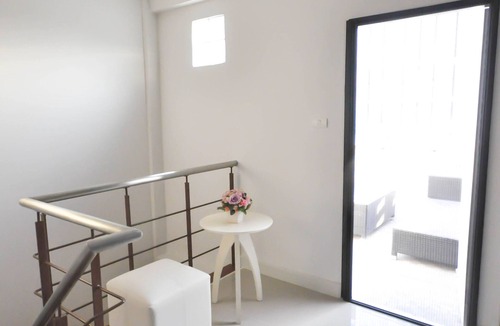 Nong Pa Khrang Apartment | New Modern Clean Apartment