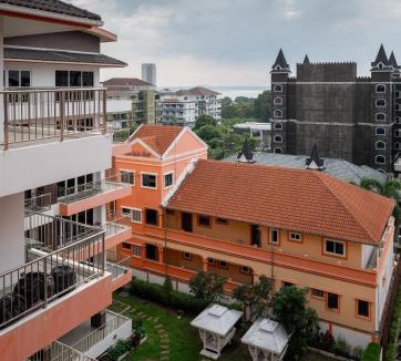 Pratumnak Hill Apartment | New Nordic Marcus 2 by Apartwell