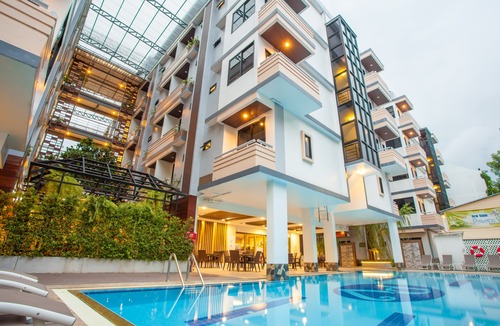 Chana Songkhram Hotel | New Siam Palace Ville (SHA Plus+)