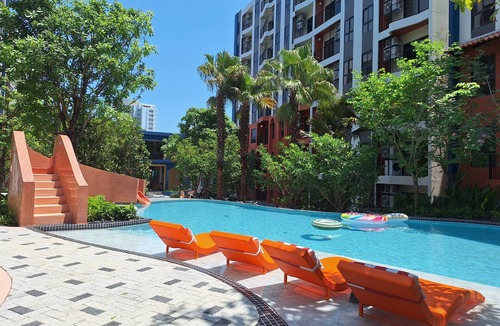 Khao Takiab Condo | NEW vibrant and festive 1-bedroom condo in the heart of Hua-Hin