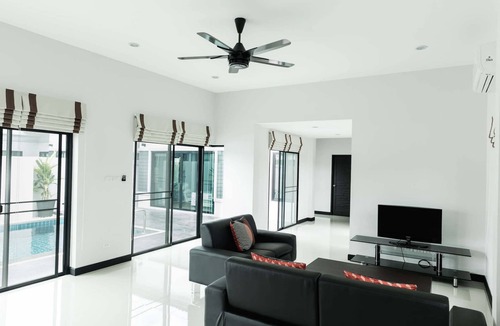 Pak Nam Pran Villa | New villa with pool and Jacuzzi - 900 m from Pak Nam Pran beach