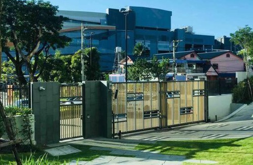 Chiang Mai Apartment | Next to Central mall Free pickup sky pool