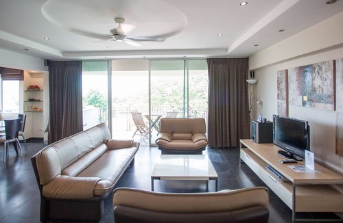 Chang Khlan Apartment | Night Bazaar Road - DELUXE 2BR 5th F