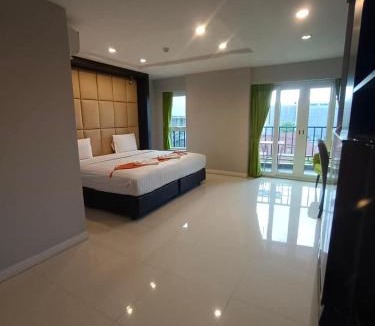 Pratumnak Hill Apartment | NNA 30 Sqm Studio Beach 700 m
