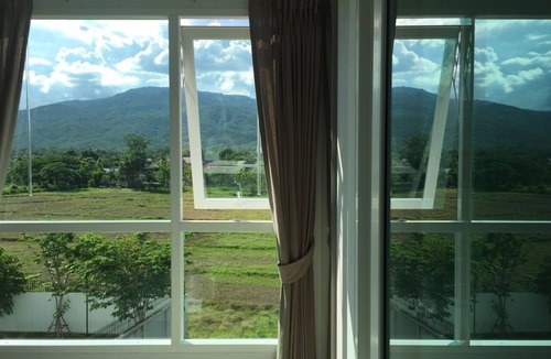 Mae Hia Apartment | North condo Serene lake