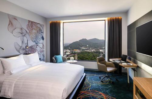 Tha Thaewawong Hotel | Novotel Marina Sriracha
