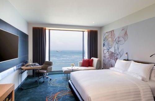 Tha Thaewawong Hotel | Novotel Marina Sriracha