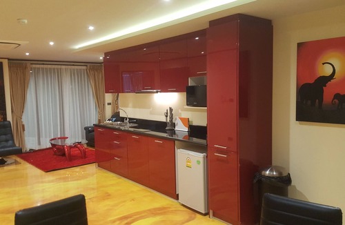 Old City Apartment | Old City Apartment next to Wat Phra Singh