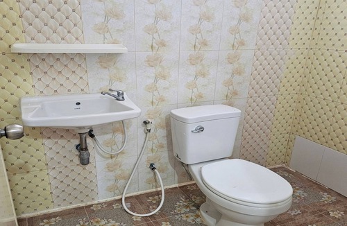 Phan Thong Hotel | Orchid Residence At Amata