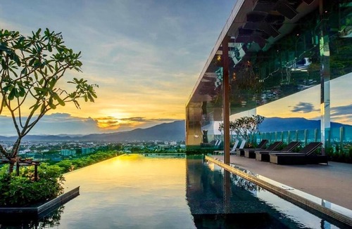 Chang Khlan Condo | Oslo Class King Bed｜Great View@Astra｜Near Night Bazaar｜Amazing Pool