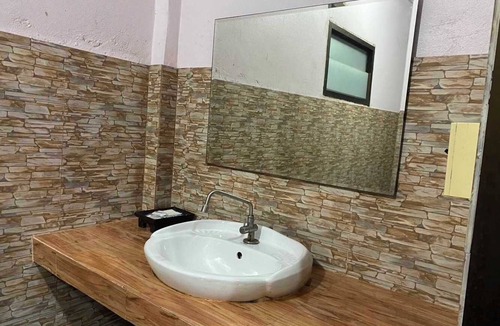 Nuea Khlong Hotel | OYO 75524 SK Resort