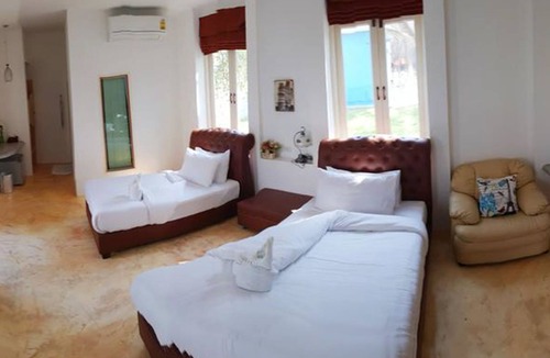 Suan Phueng Hotel | Ozono Resort