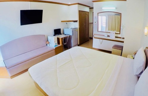Nakhon Sawan Hotel | P.A. Place Hotel