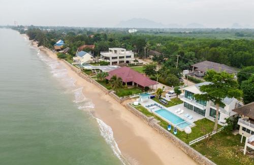 Cha-am Villa | Pailay Beachfront Villa Cha-Am
