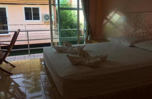 Krasae Sin Hotel | Palm Payom Village Resort